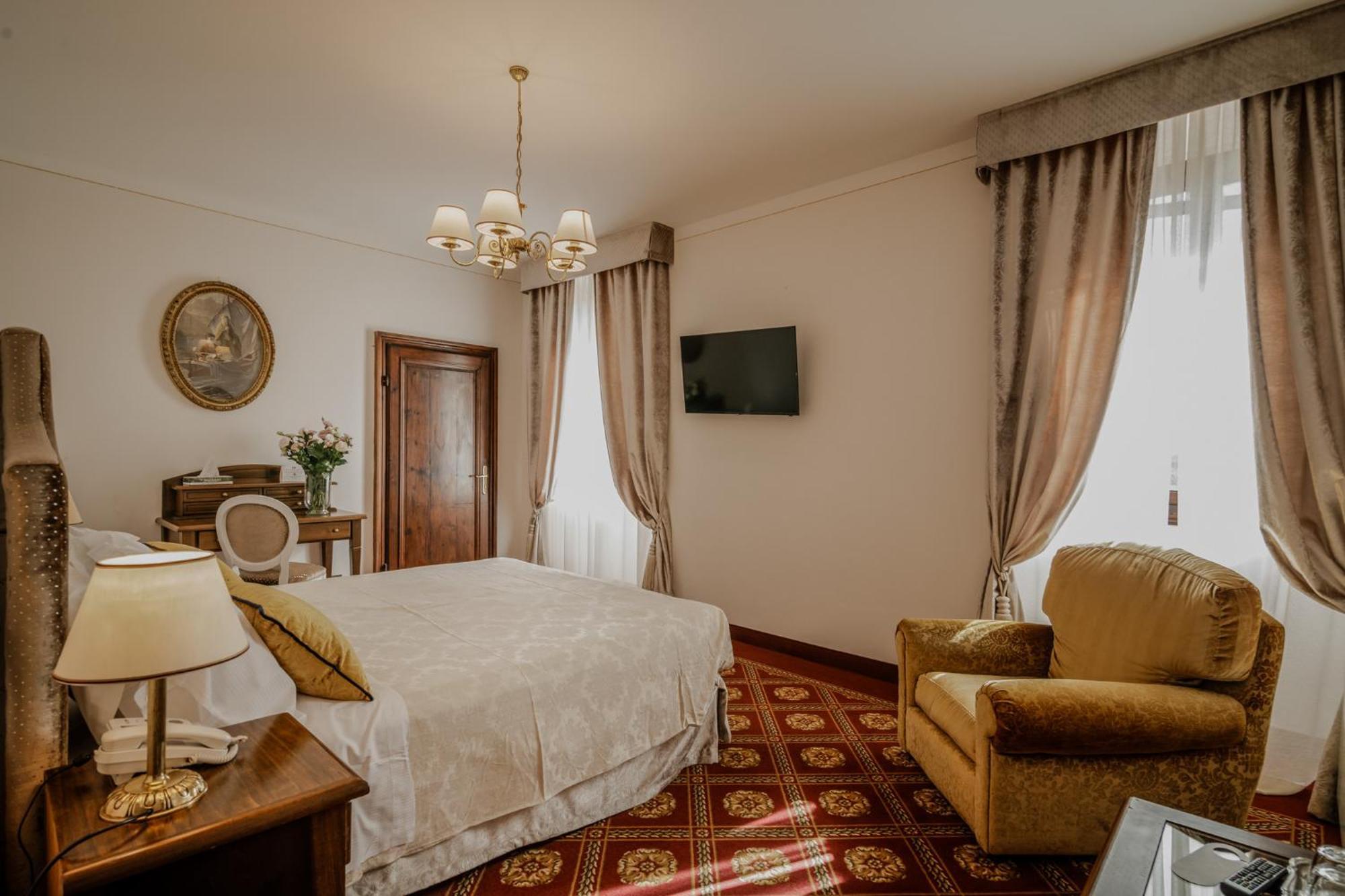 Villa Lecchi Hotel Wellness Colle di Val d'Elsa Eksteriør billede